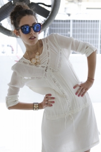Tati loves pearls - Tatiana Biggi - outfit - white - hype glass - Alviero Martini ALV