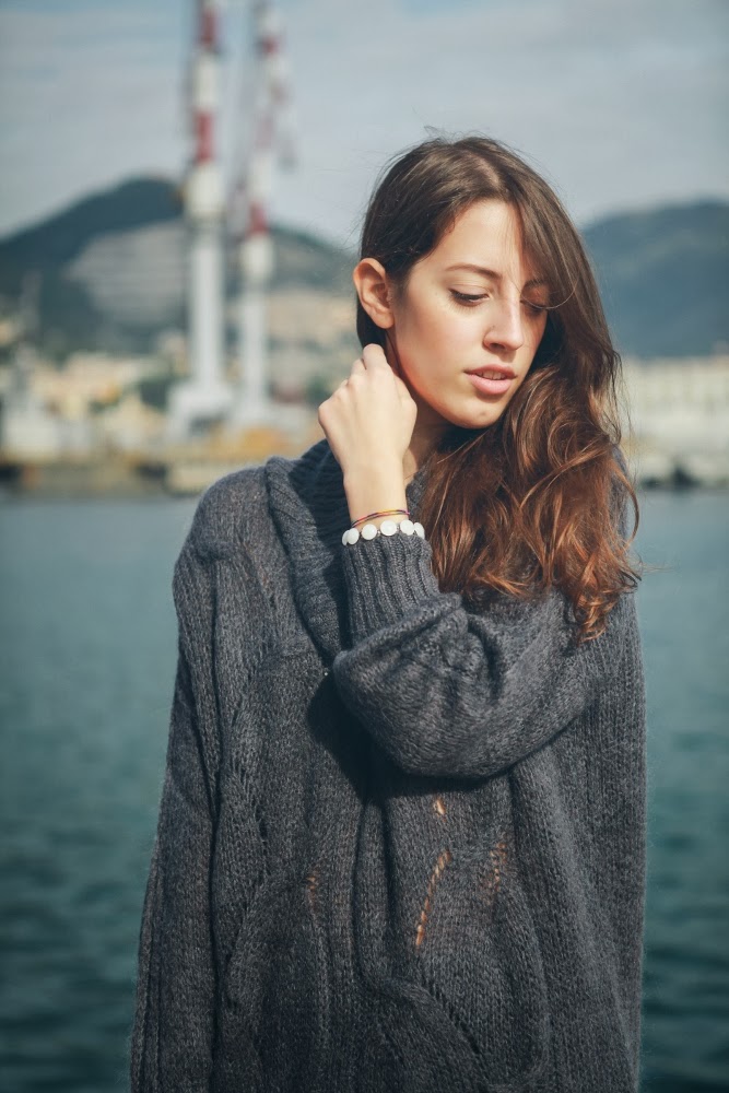 Tatiana Biggi - Tati loves pearls - outfit - blogger - Genova - Simone Primo photography - leggins e maxi maglia - come vestirsi per il giorno e per la sera 