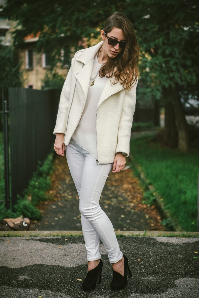 Tatiana Biggi - Tati loves pearls - outfit - blogger - Genova - Simone Primo photography - total white- come indossare il bianco in inverno 